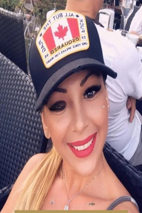 Yulia escort Köln